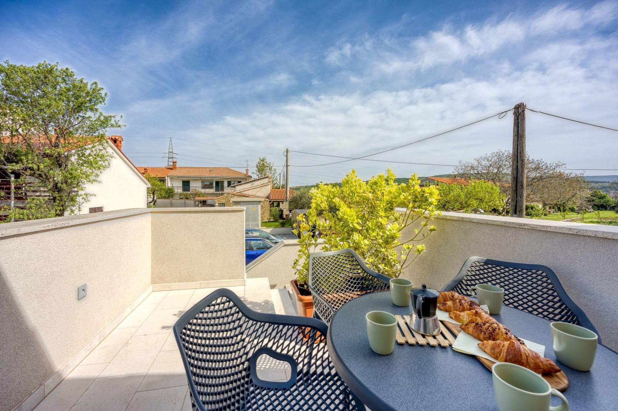 Apartmán Istrian Casa Pr Marici Pobegi Exteriér fotografie