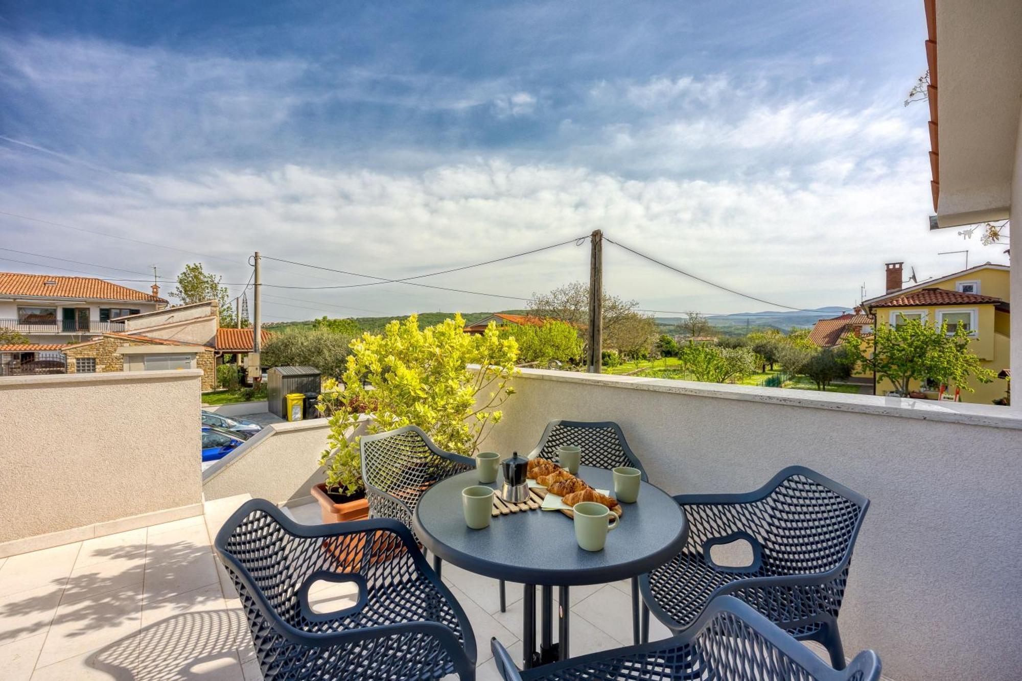 Apartmán Istrian Casa Pr Marici Pobegi Exteriér fotografie