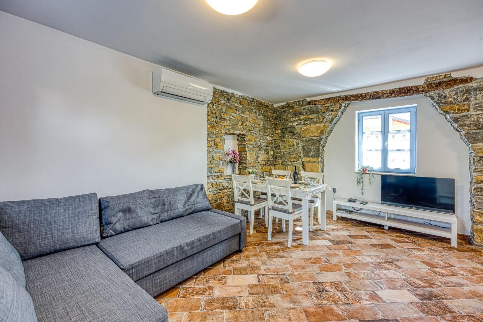Apartmán Istrian Casa Pr Marici Pobegi Exteriér fotografie