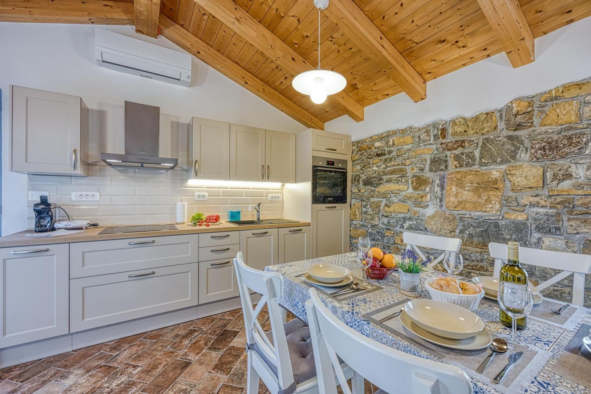 Apartmán Istrian Casa Pr Marici Pobegi Exteriér fotografie