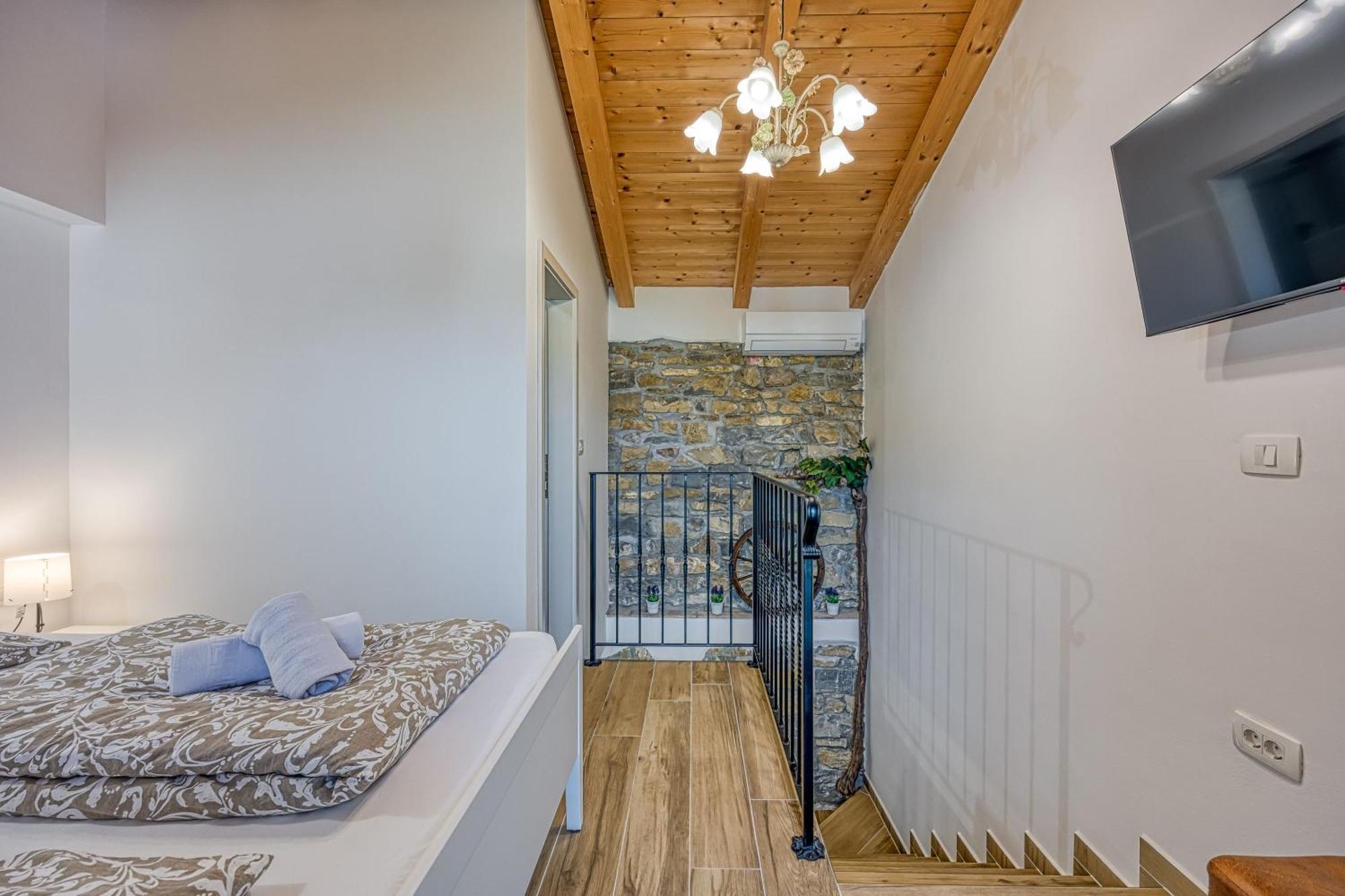Apartmán Istrian Casa Pr Marici Pobegi Exteriér fotografie