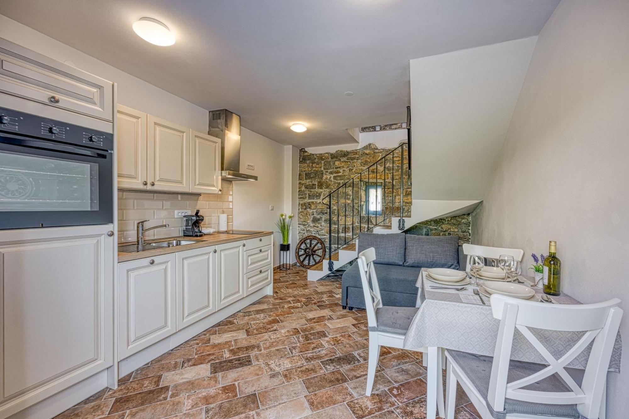 Apartmán Istrian Casa Pr Marici Pobegi Exteriér fotografie